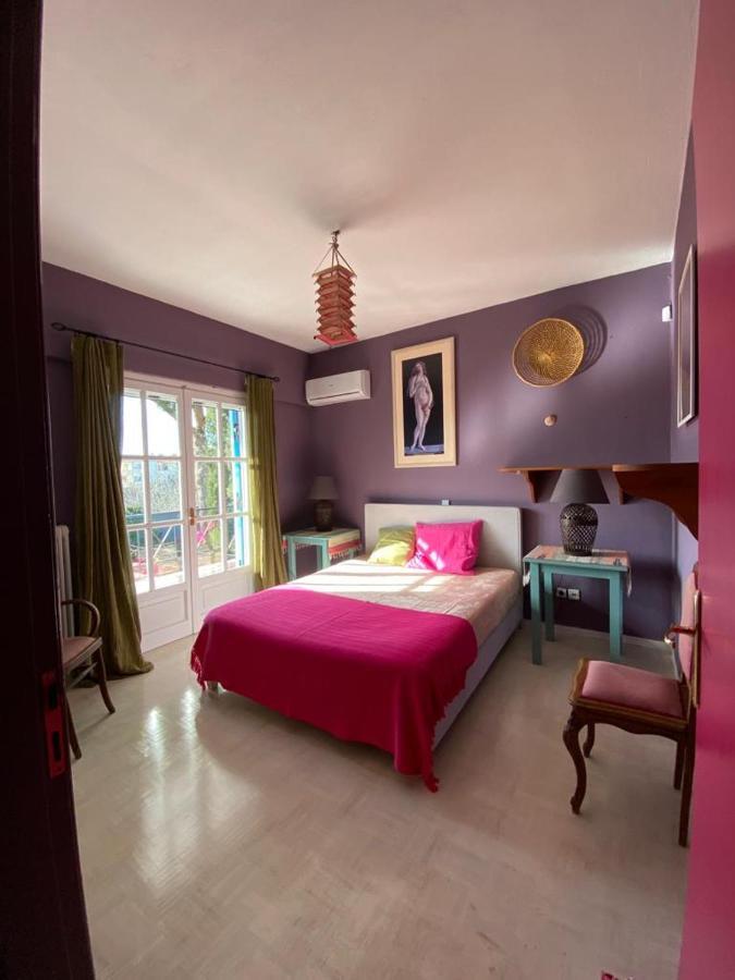 Villa Villa-agave , By The Sea In Porto-rafti Outside Athens *