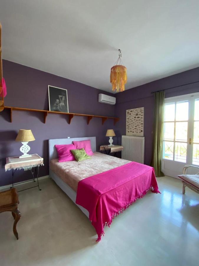 Villa Villa-agave , By The Sea In Porto-rafti Outside Athens Porto Rafti